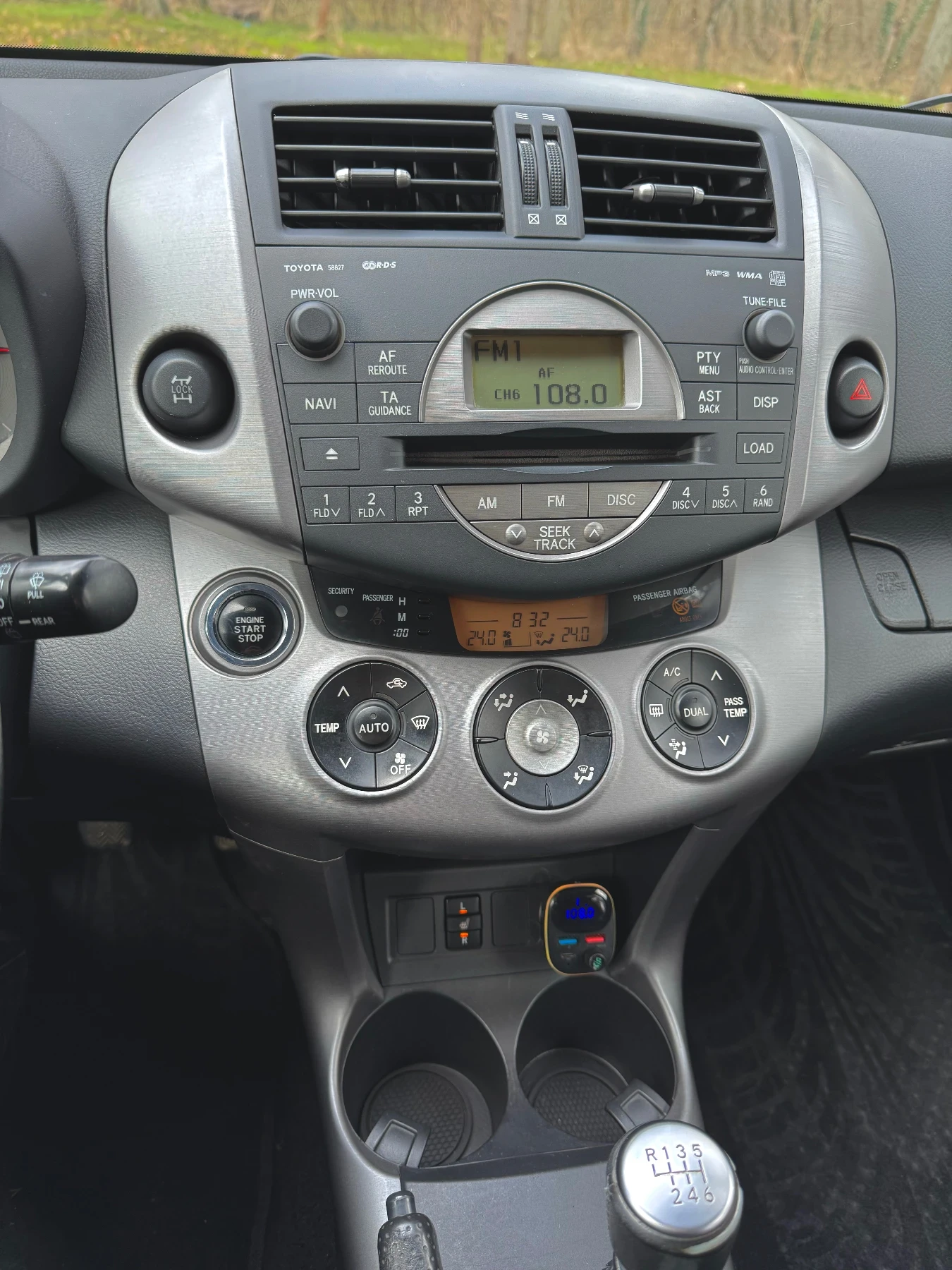 Toyota Rav4, снимка 7 - Автомобили и джипове - 53789167