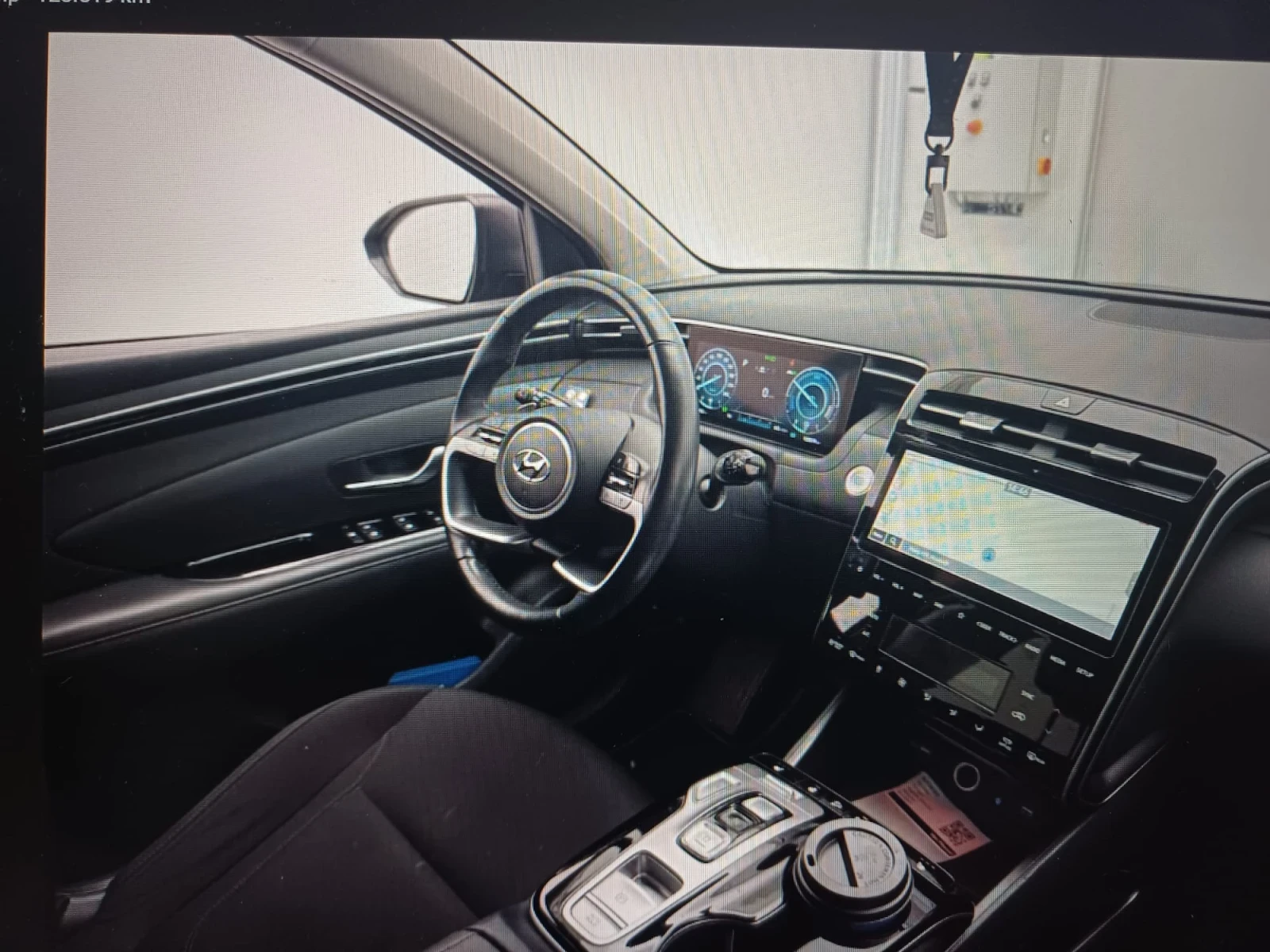 Hyundai Tucson Hybrid, снимка 14 - Автомобили и джипове - 54165044