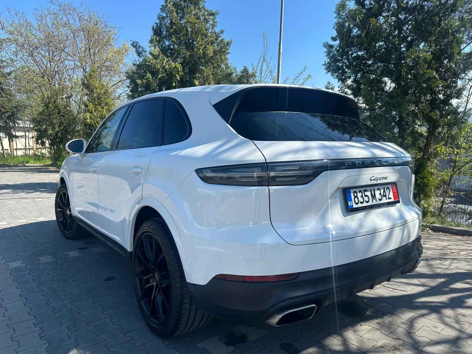 Porsche Cayenne BOSE* CARBON* PREMIUM PLUS PACKAGE* ПОДГРЕВ* ОБДУХ, снимка 4 - Автомобили и джипове - 54364276