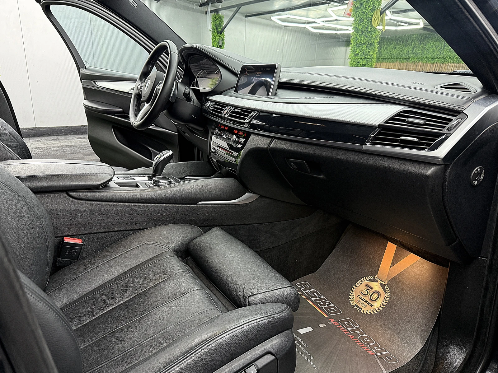 BMW X6 4.0D/M-paket/START STOP/Keyless/СОБСТВЕН ЛИЗИНГ, снимка 10 - Автомобили и джипове - 54288519