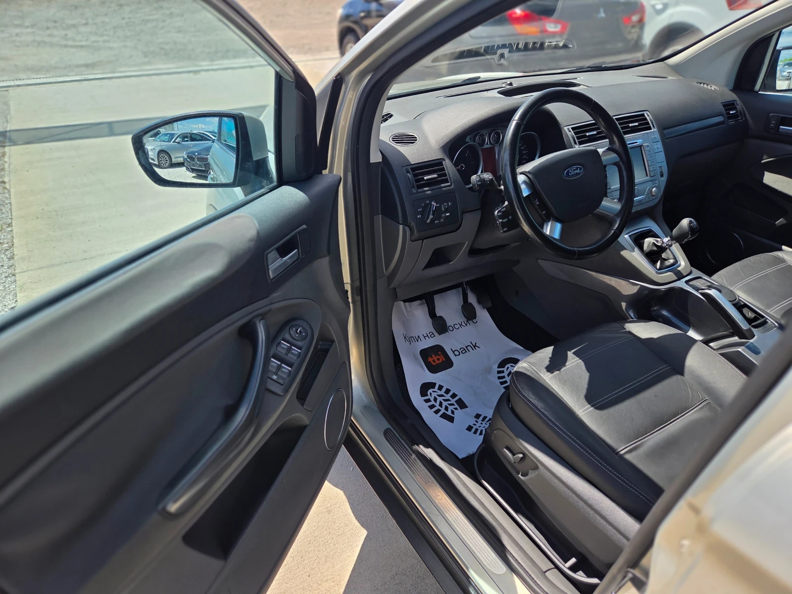 Ford Kuga 4-4/TITANIUM/ПАНОРАМА/NAVI, снимка 8 - Автомобили и джипове - 55071577