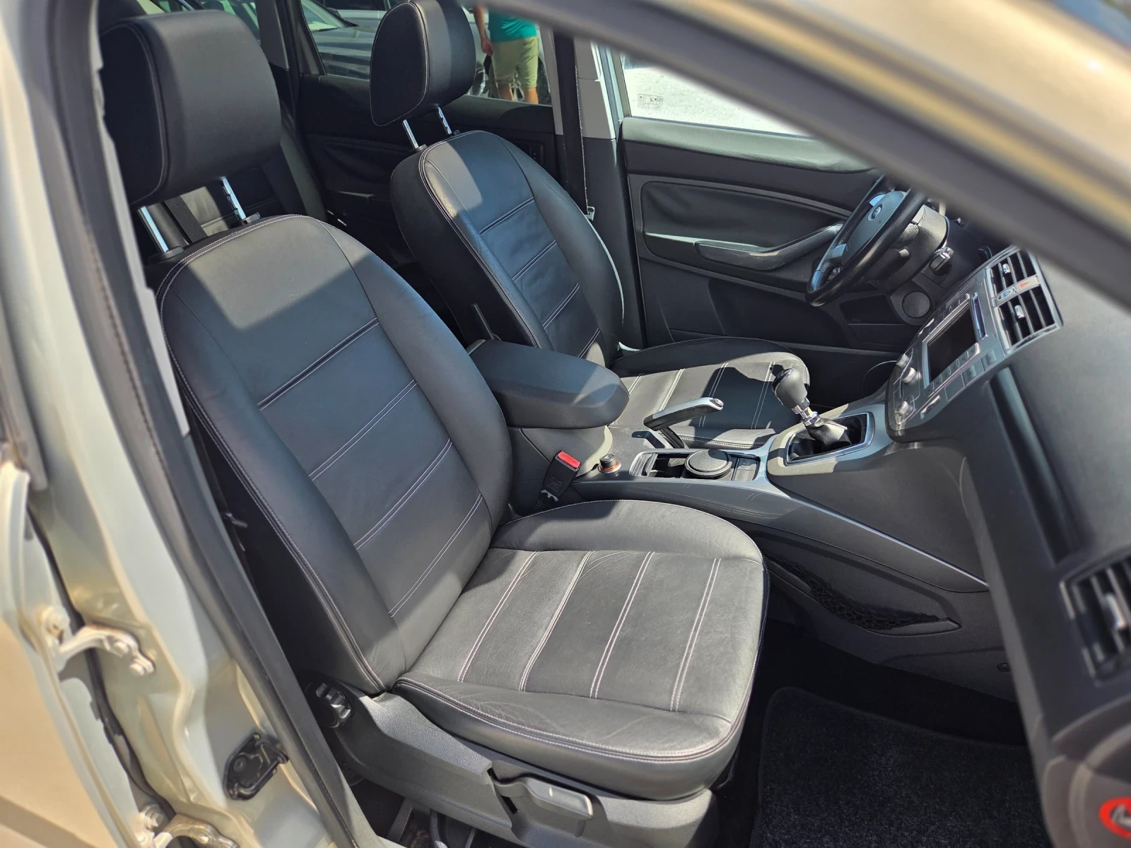 Ford Kuga 4-4/TITANIUM/ПАНОРАМА/NAVI, снимка 13 - Автомобили и джипове - 55071577