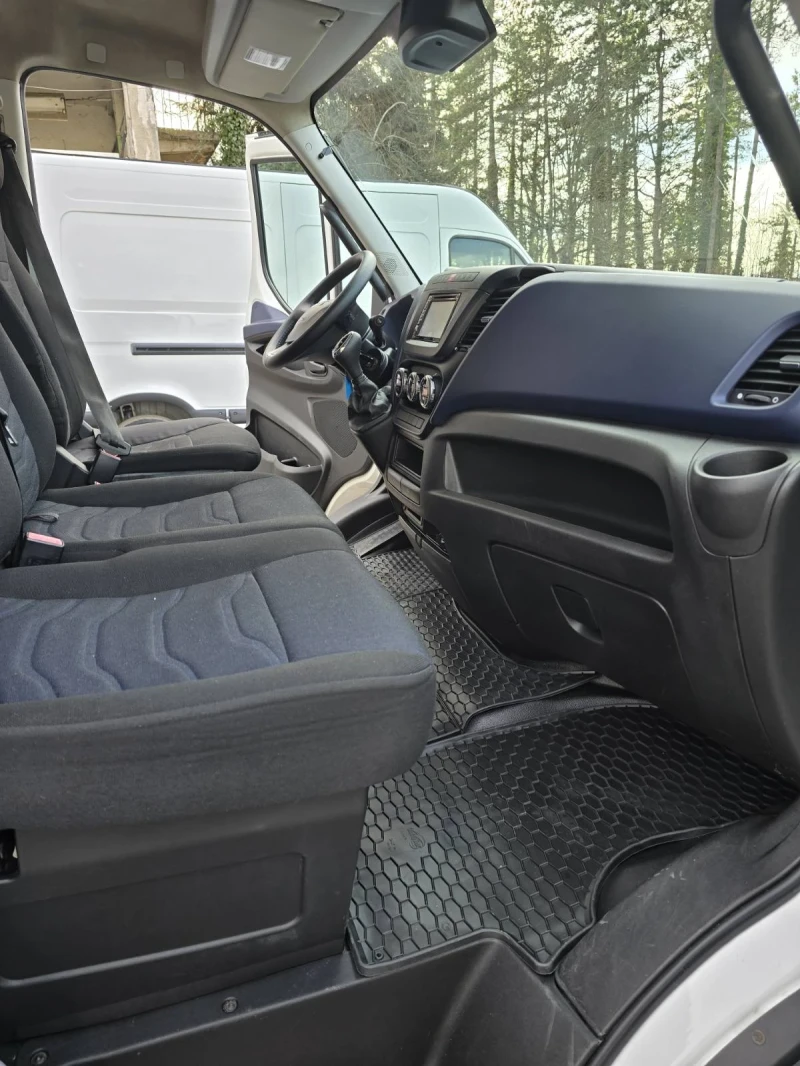 Iveco Daily 35-180 HI-MATIK ХЛАДИЛЕН, снимка 16 - Бусове и автобуси - 52261319