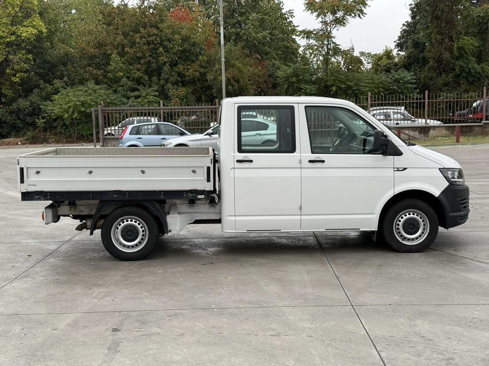 VW Transporter Товаропътнически, 2.0 Tdi 150 к.с. - изображение 3