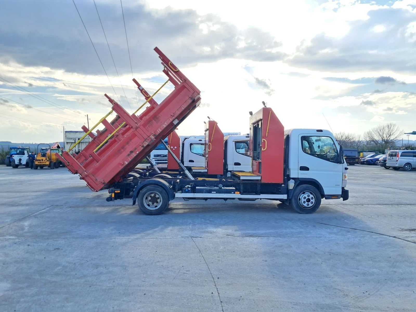 Mitsubishi Canter Самосвал, снимка 3 - Бусове и автобуси - 56649573