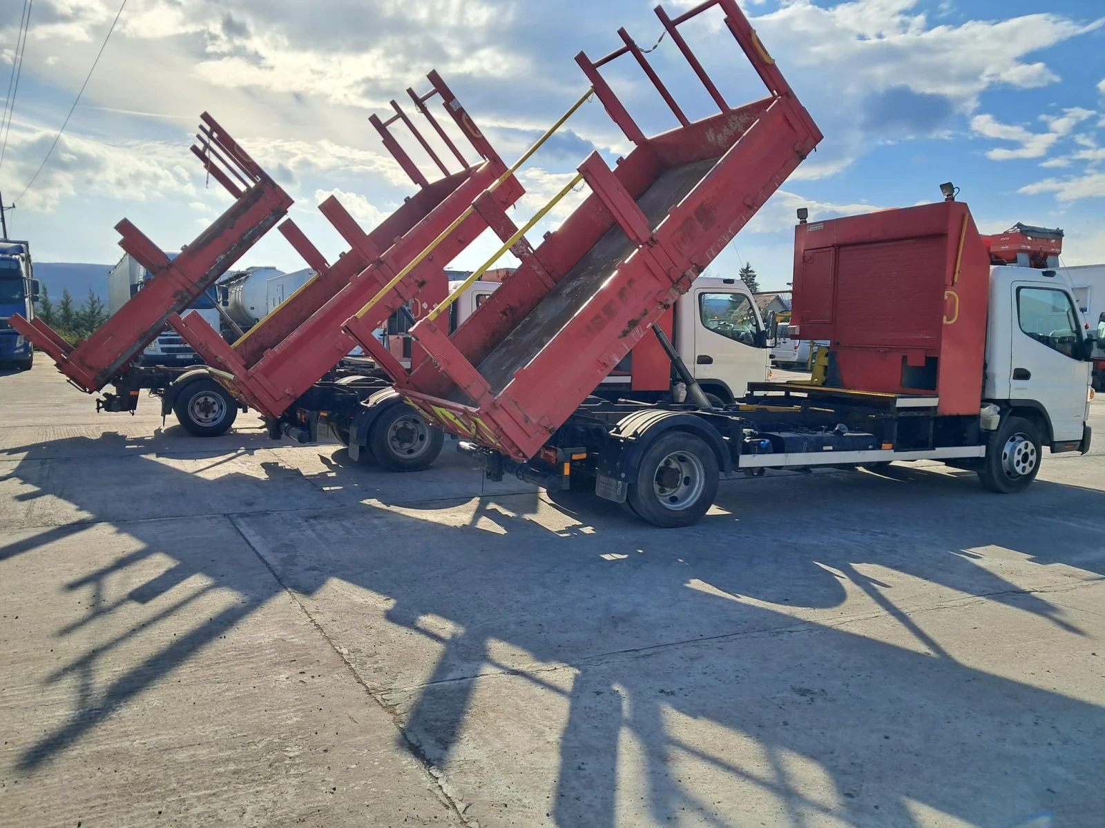 Mitsubishi Canter Самосвал, снимка 4 - Бусове и автобуси - 56649573
