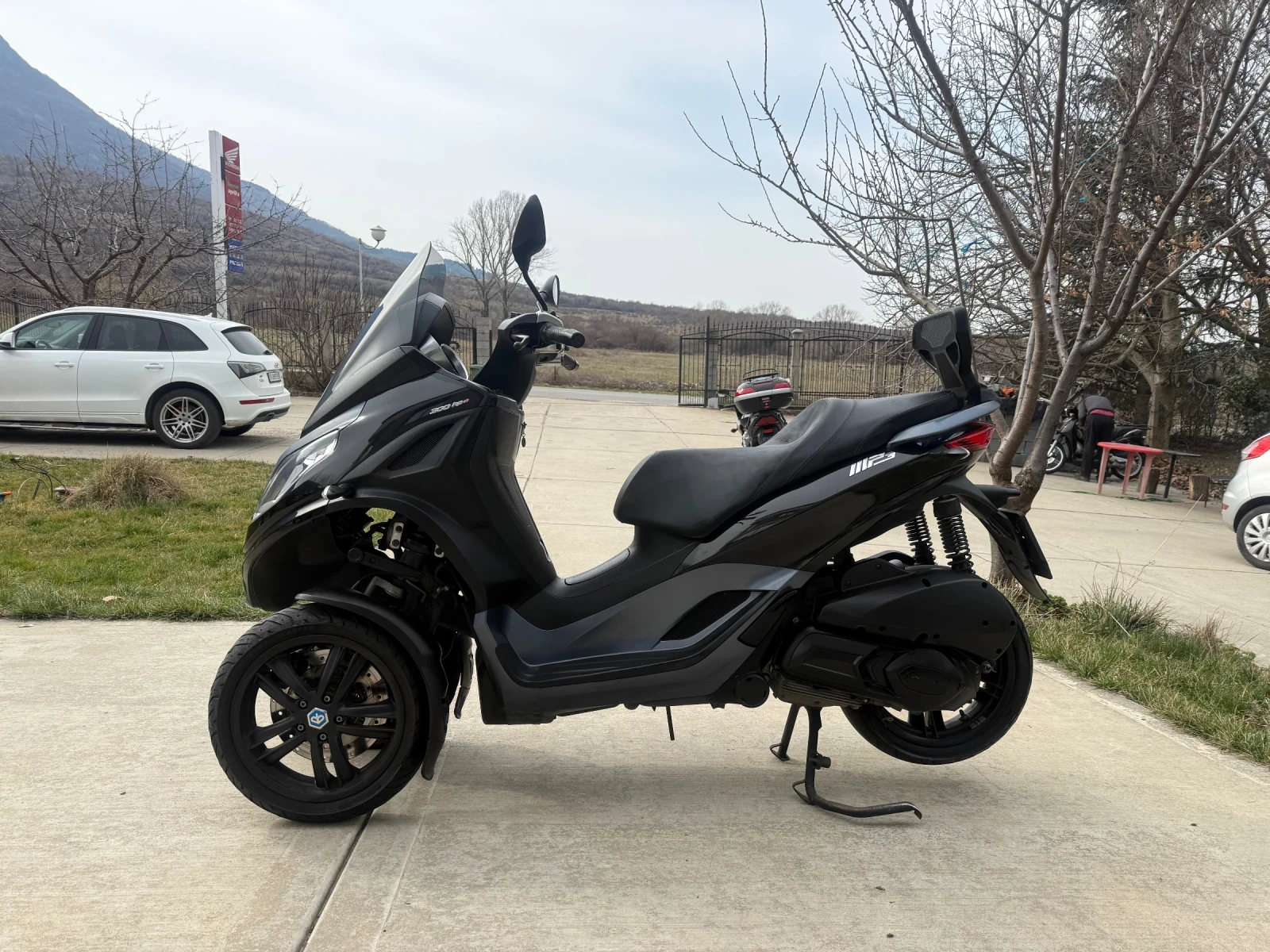 Piaggio Mp3 LT 300 2020 ABS - изображение 5