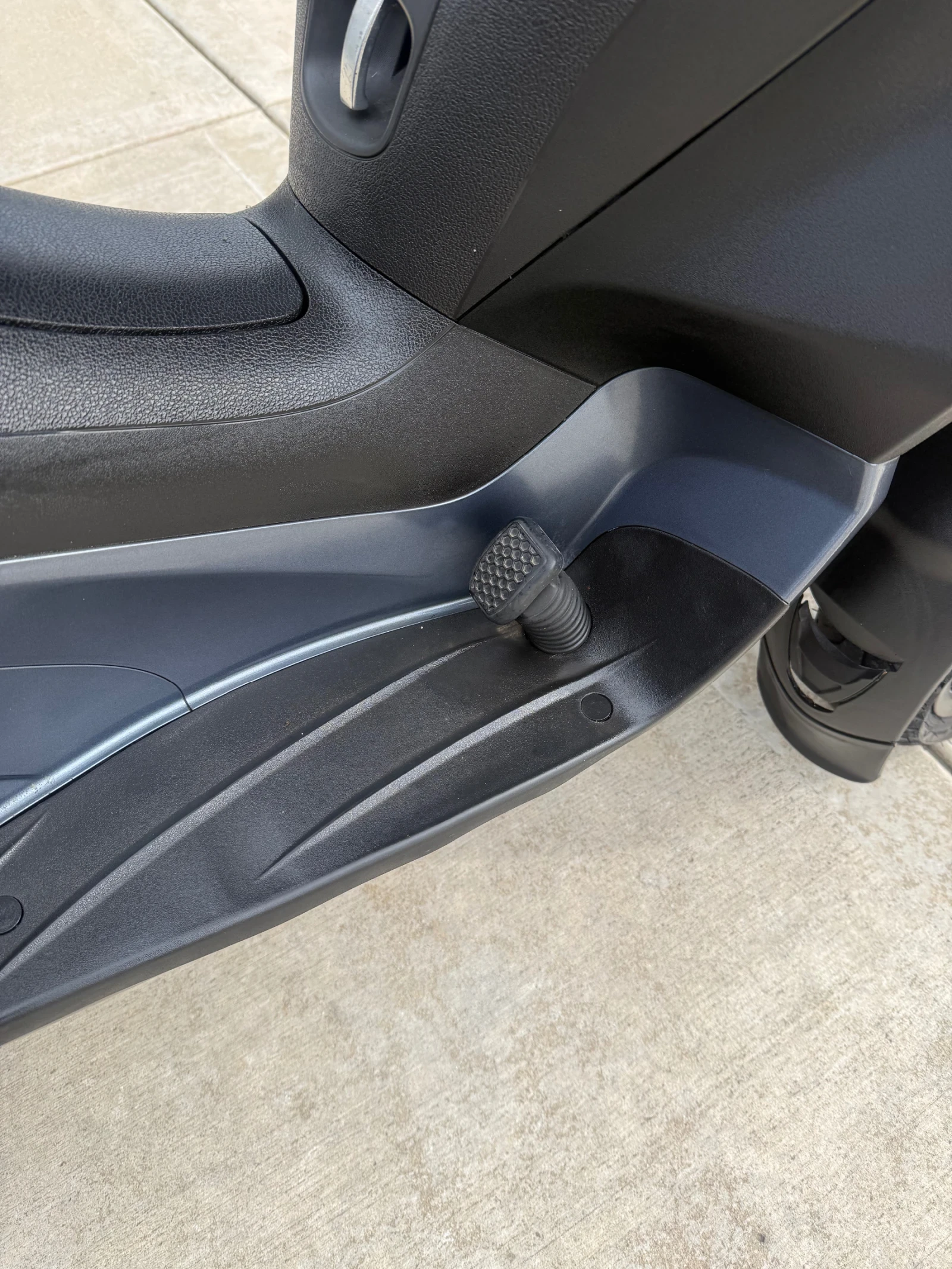 Piaggio Mp3 LT 300 2020 ABS - изображение 9