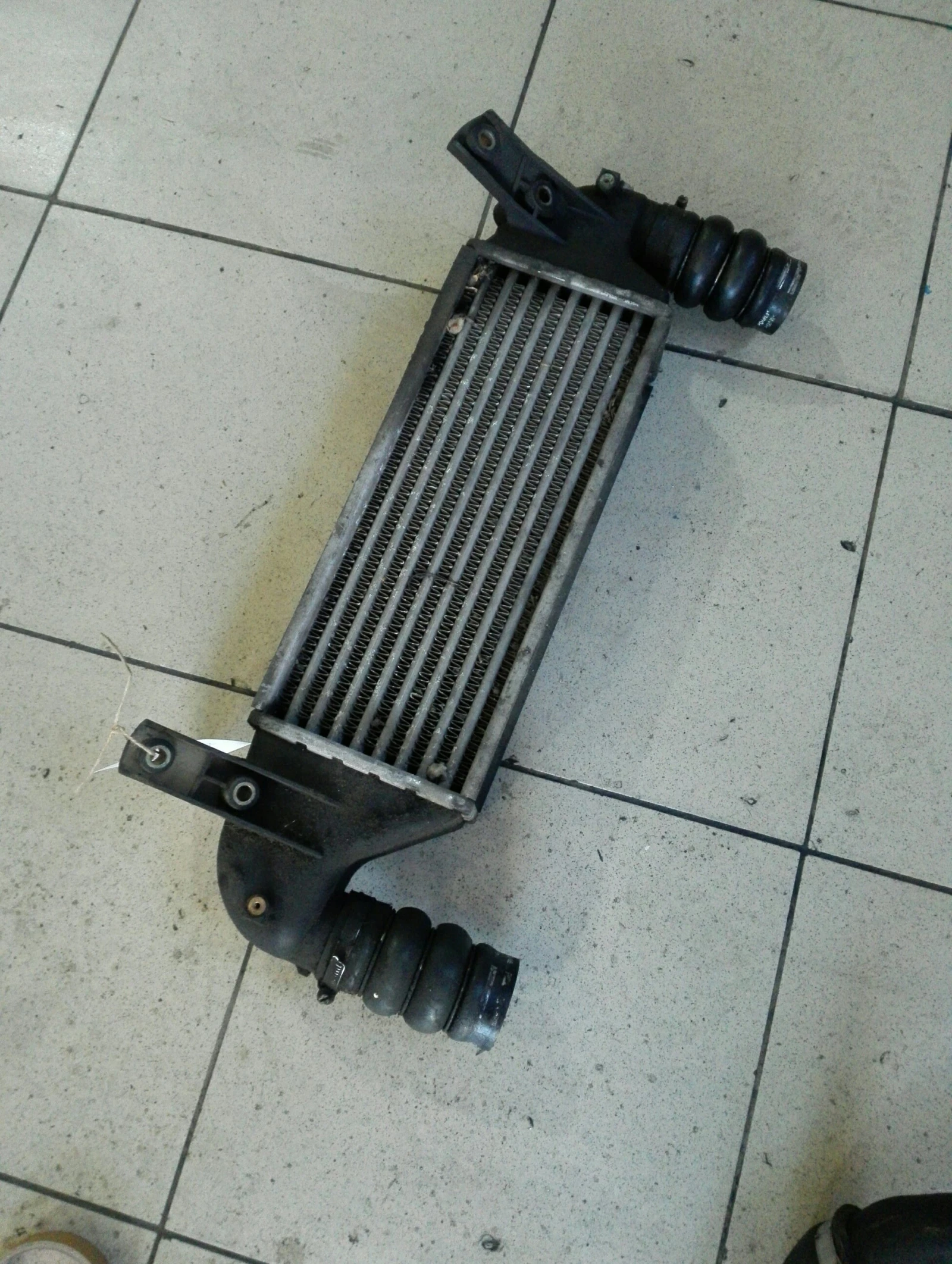 ���������� ���� ����� 1.8���� | Mobile.bg � ����������� 1