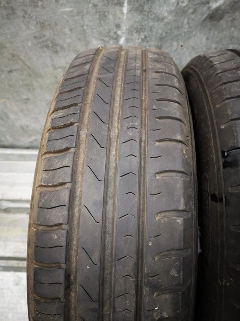 Гуми Летни 175/65R15, снимка 3 - Гуми и джанти - 27098233