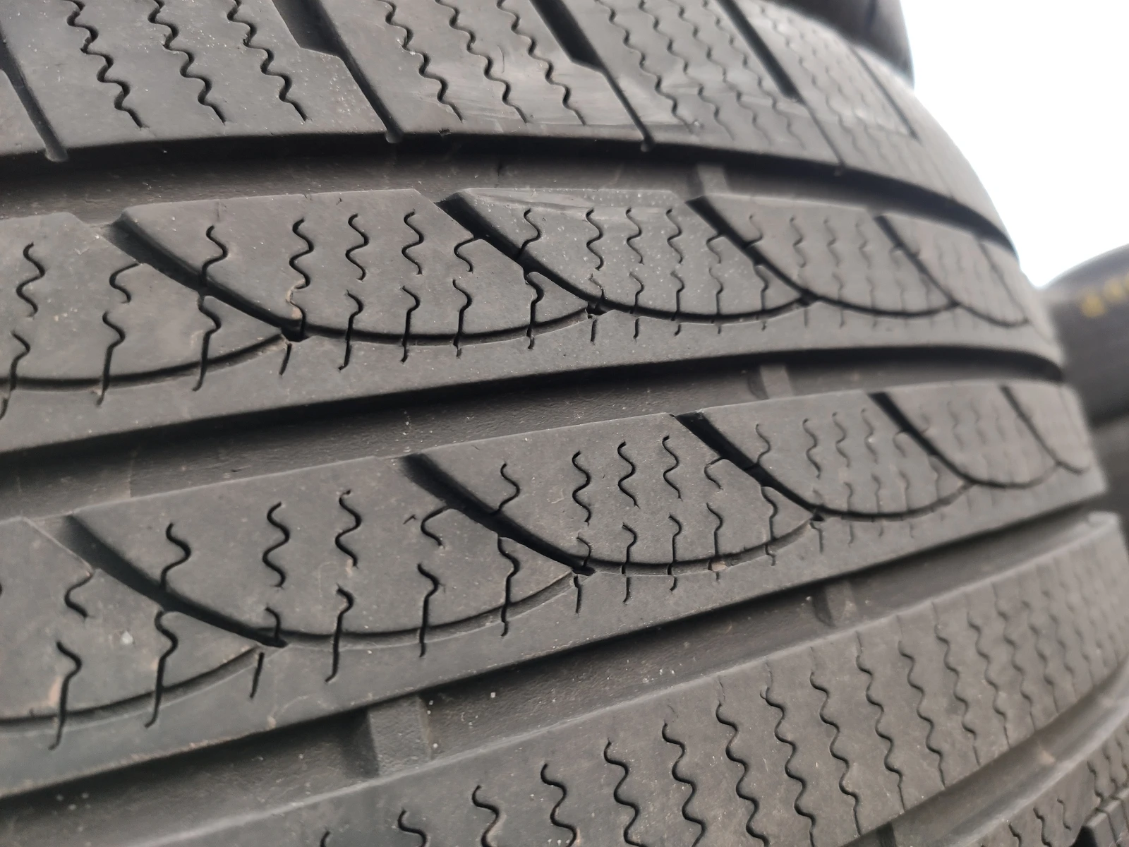  205/45R16 | Mobile.bg   5