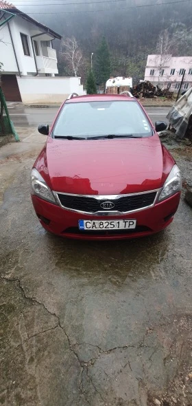 Kia Ceed 1.6 cvvt 128 6 ск.газова уредба 21.04 2023, снимка 2