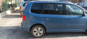 VW Touran 1.6, снимка 12 - Автомобили и джипове - 45438548