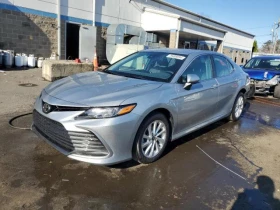 Обява за продажба на Toyota Camry LE ФИКСИРАНА КРАЙНА ЦЕНА ДО БЪЛГАРИЯ!! ~30 500 лв. - изображение 1