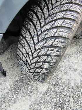 Opel Zafira 1.9/150к.с./6+ 1места - 3350 € / 6552.03 лв. - 65723661 8