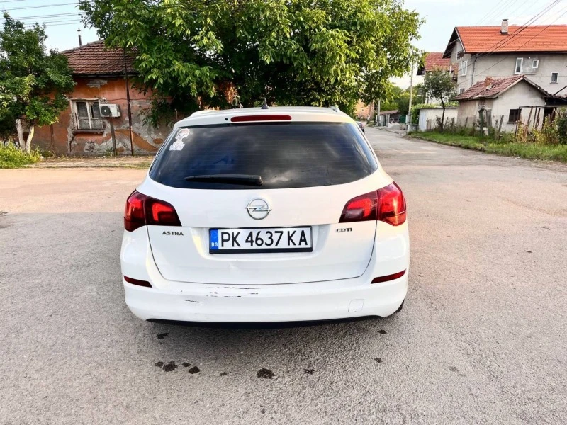 Opel Astra 1.7 CDTI 125кс. Cosmo, снимка 5 - Автомобили и джипове - 46983406