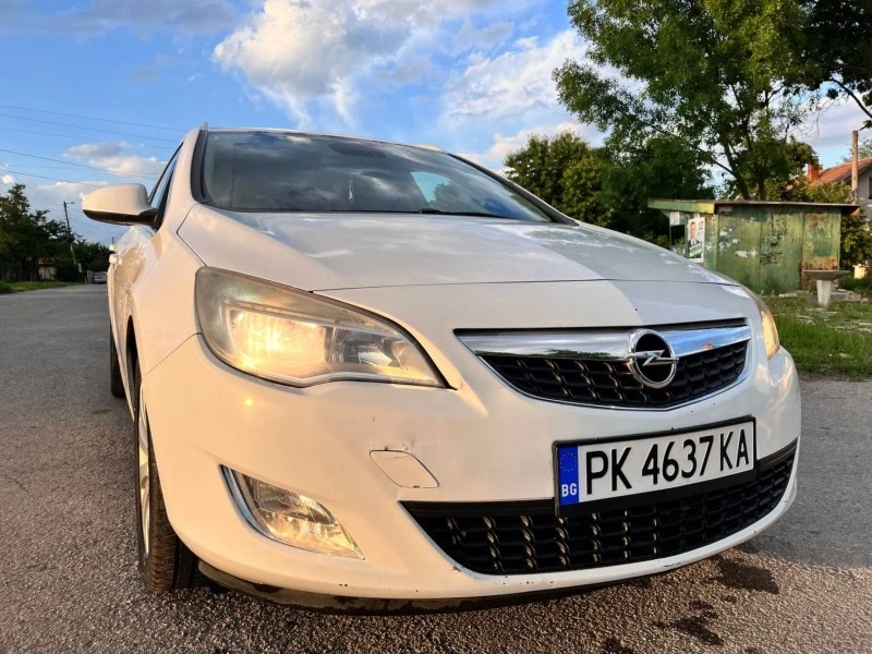 Opel Astra 1.7 CDTI 125кс. Cosmo, снимка 1 - Автомобили и джипове - 46983406