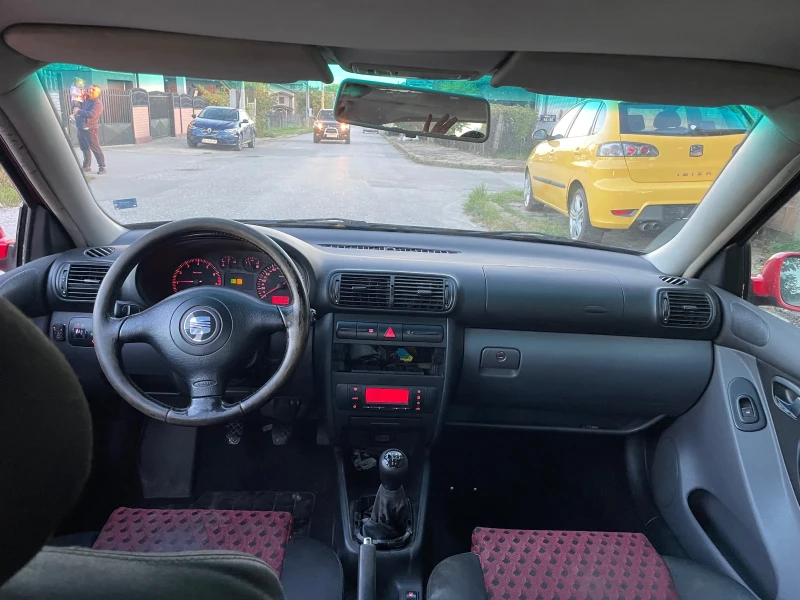 Seat Toledo 2.3 v5  , снимка 8 - Автомобили и джипове - 47625170