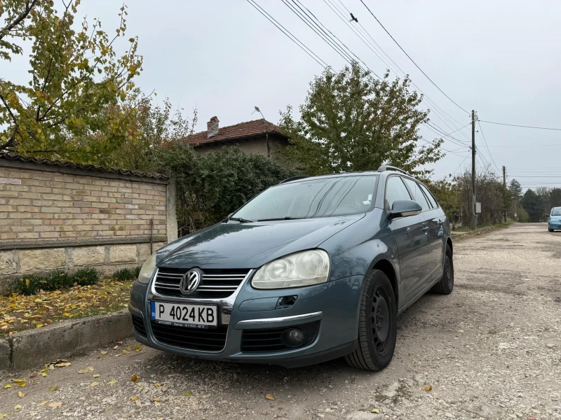 VW Golf, снимка 1 - Автомобили и джипове - 47910112