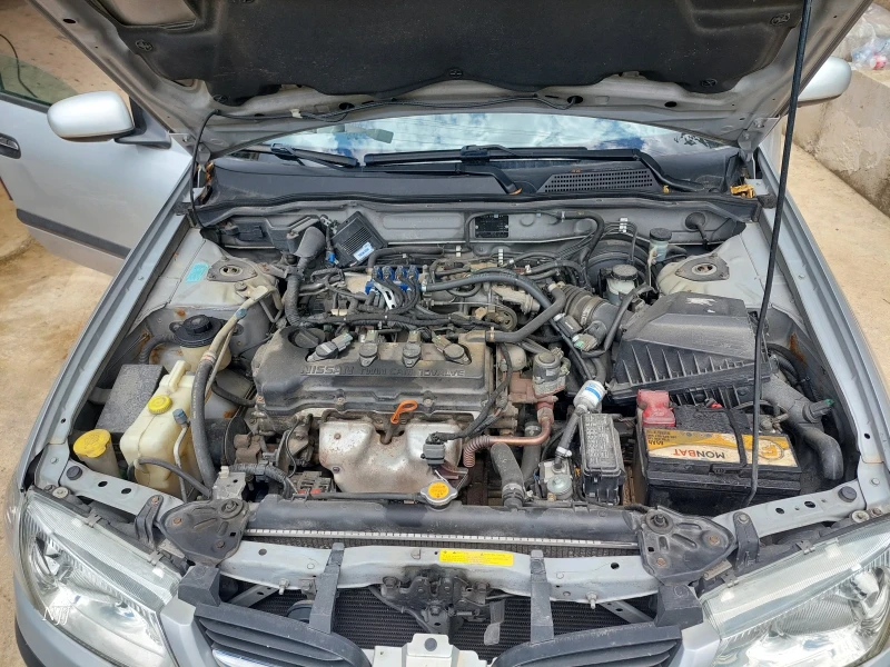 Nissan Almera, снимка 5 - Автомобили и джипове - 48105327