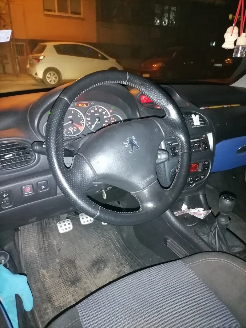 Peugeot 206, снимка 2 - Автомобили и джипове - 48419522