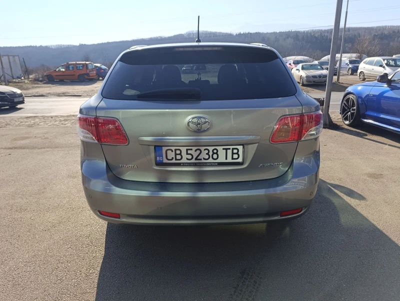 Toyota Avensis D4D, снимка 4 - Автомобили и джипове - 49026807