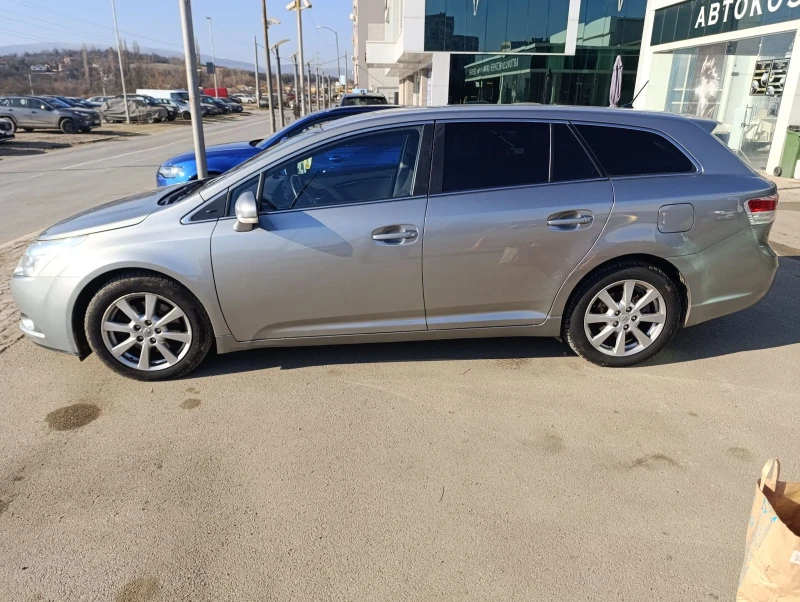 Toyota Avensis D4D, снимка 2 - Автомобили и джипове - 49026807