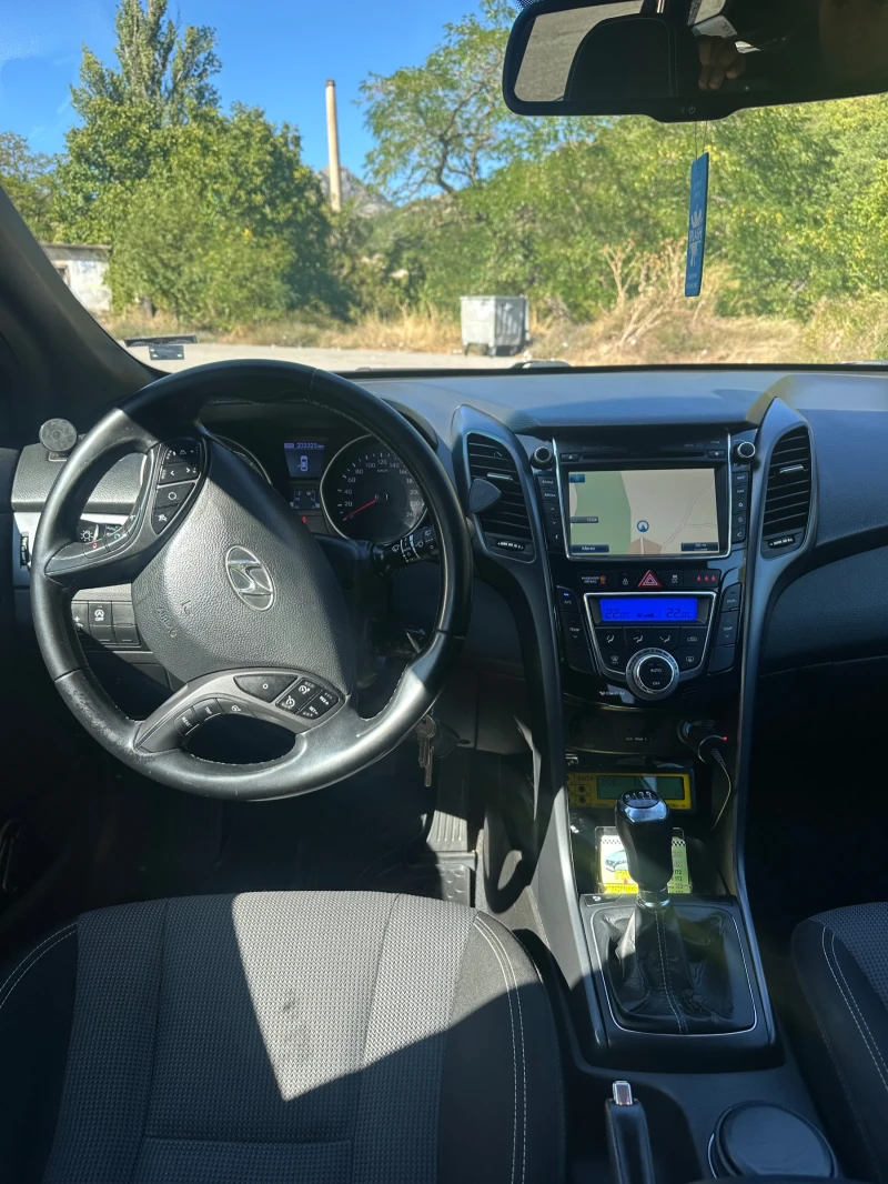 Hyundai I30 1.6 CRDi, снимка 9 - Автомобили и джипове - 51772999