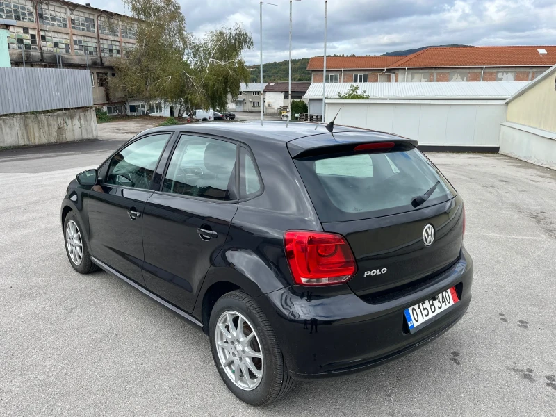 VW Polo 1.2i 70k.c. * Kamera * Bluetooth * AC, снимка 3 - Автомобили и джипове - 52045097
