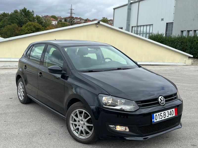 VW Polo 1.2i 70k.c. * Kamera * Bluetooth * AC, снимка 7 - Автомобили и джипове - 52045097