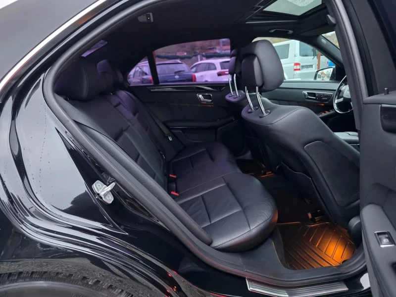 Mercedes-Benz E 350 3.5CDI 231K.C./4-MATIC/АМГ/КОЖА/ШИБЕДАХ, снимка 7 - Автомобили и джипове - 52328585