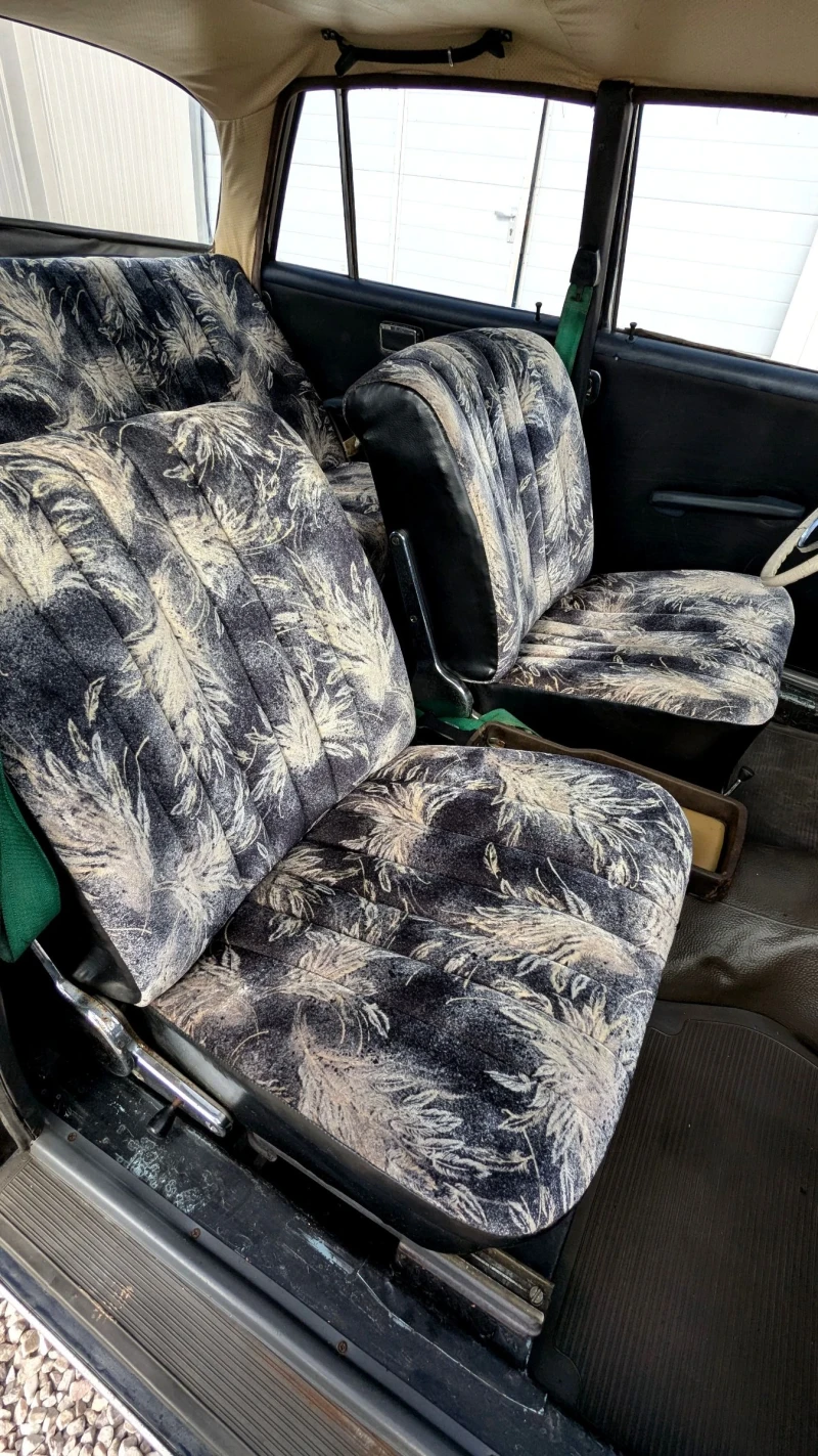 Mercedes-Benz 220 S W111, снимка 10 - Автомобили и джипове - 52436246