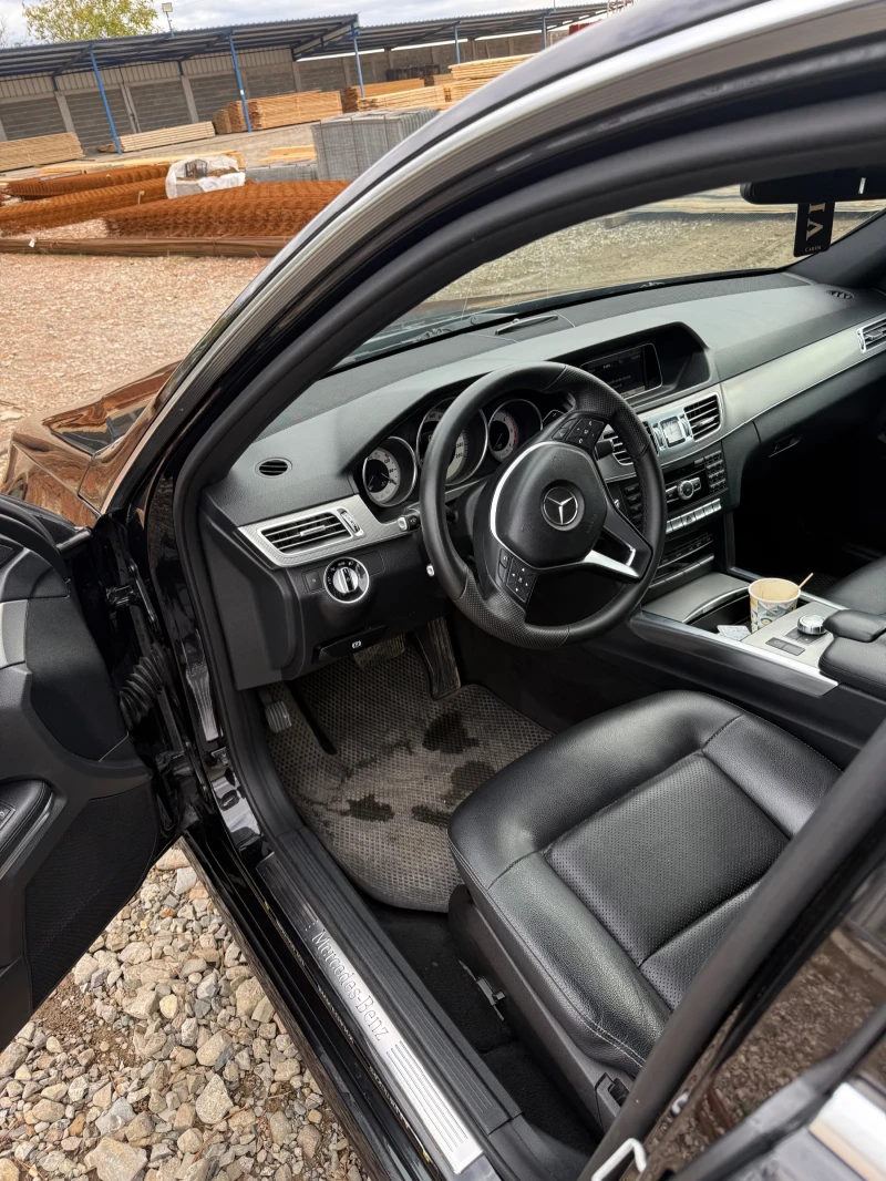Mercedes-Benz E 220 2.2, снимка 9 - Автомобили и джипове - 53030682
