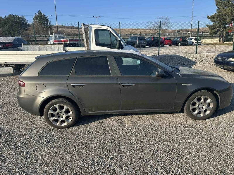 Alfa Romeo 159 2.0 JTD, снимка 5 - Автомобили и джипове - 53160793