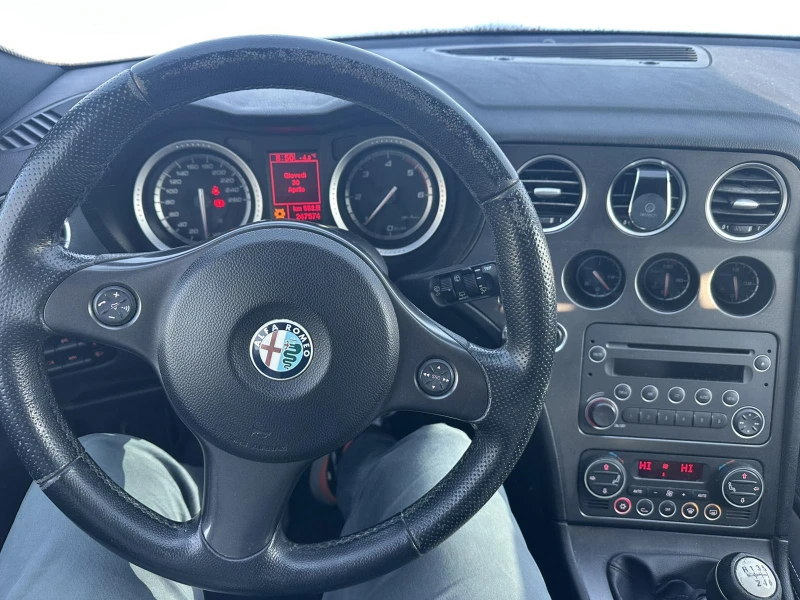 Alfa Romeo 159 2.0 JTD, снимка 9 - Автомобили и джипове - 53160793