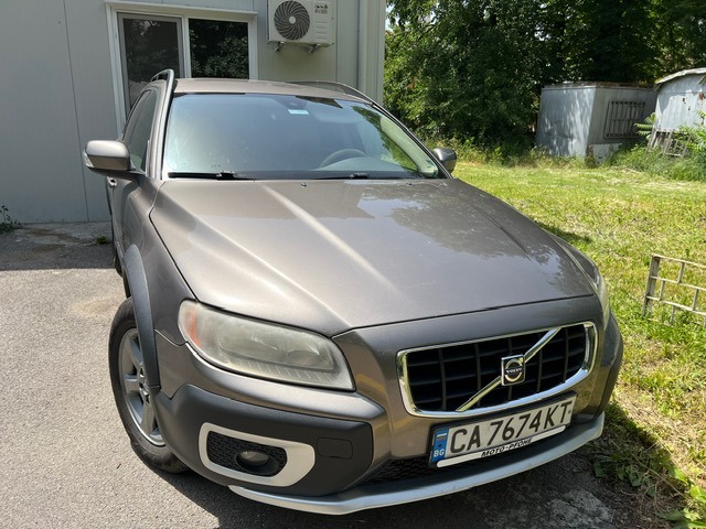 Volvo Xc70 D5, снимка 1 - Автомобили и джипове - 46157770