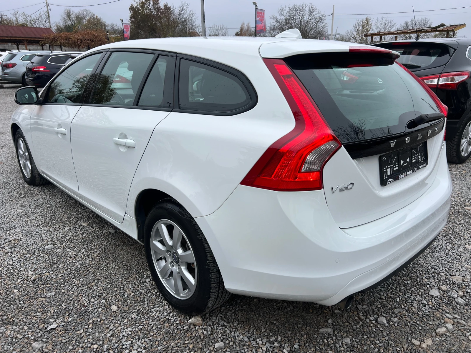 Volvo V60 1.6D2-FACE-ЕВРО 5В-НАВИГАЦИЯ-6 СКОРОСТИ - изображение 4