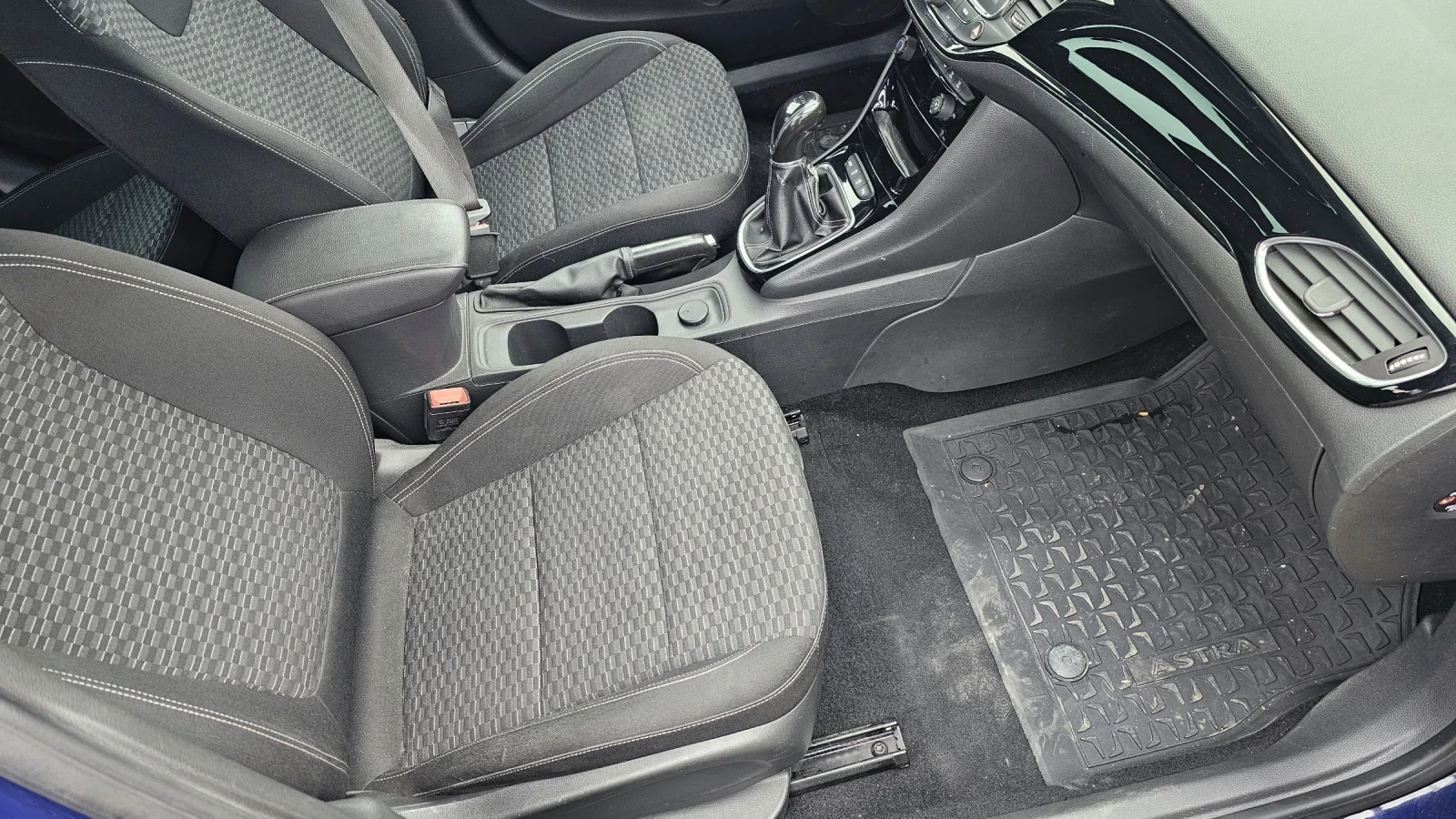 Opel Astra 1.6TD  с верига - 160 кс.  | Mobile.bg — изображение 12