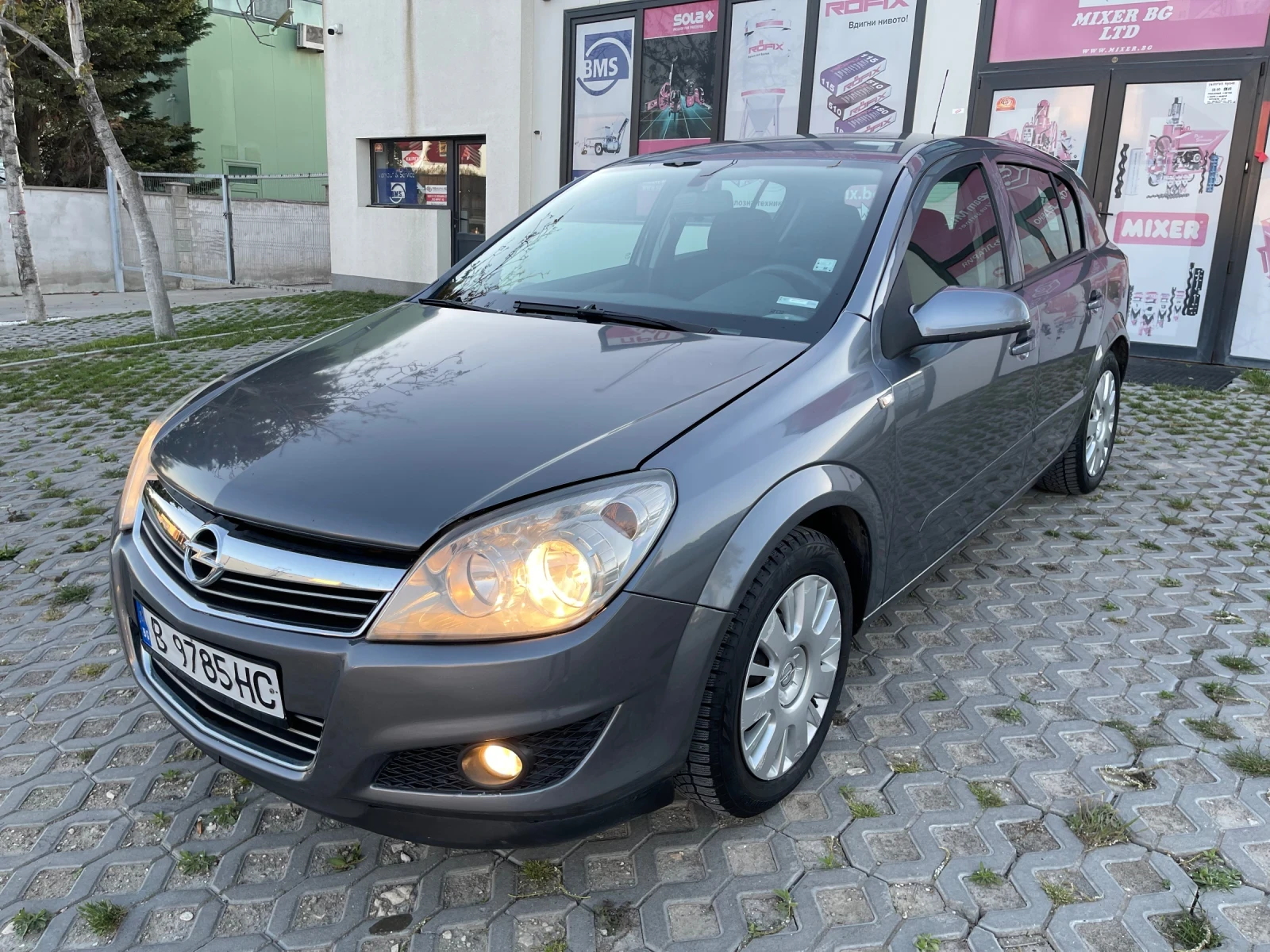 Opel Astra  1.7 CDTI - изображение 3