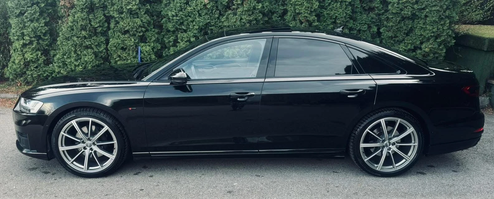 Audi A8 S8 Paket - изображение 7