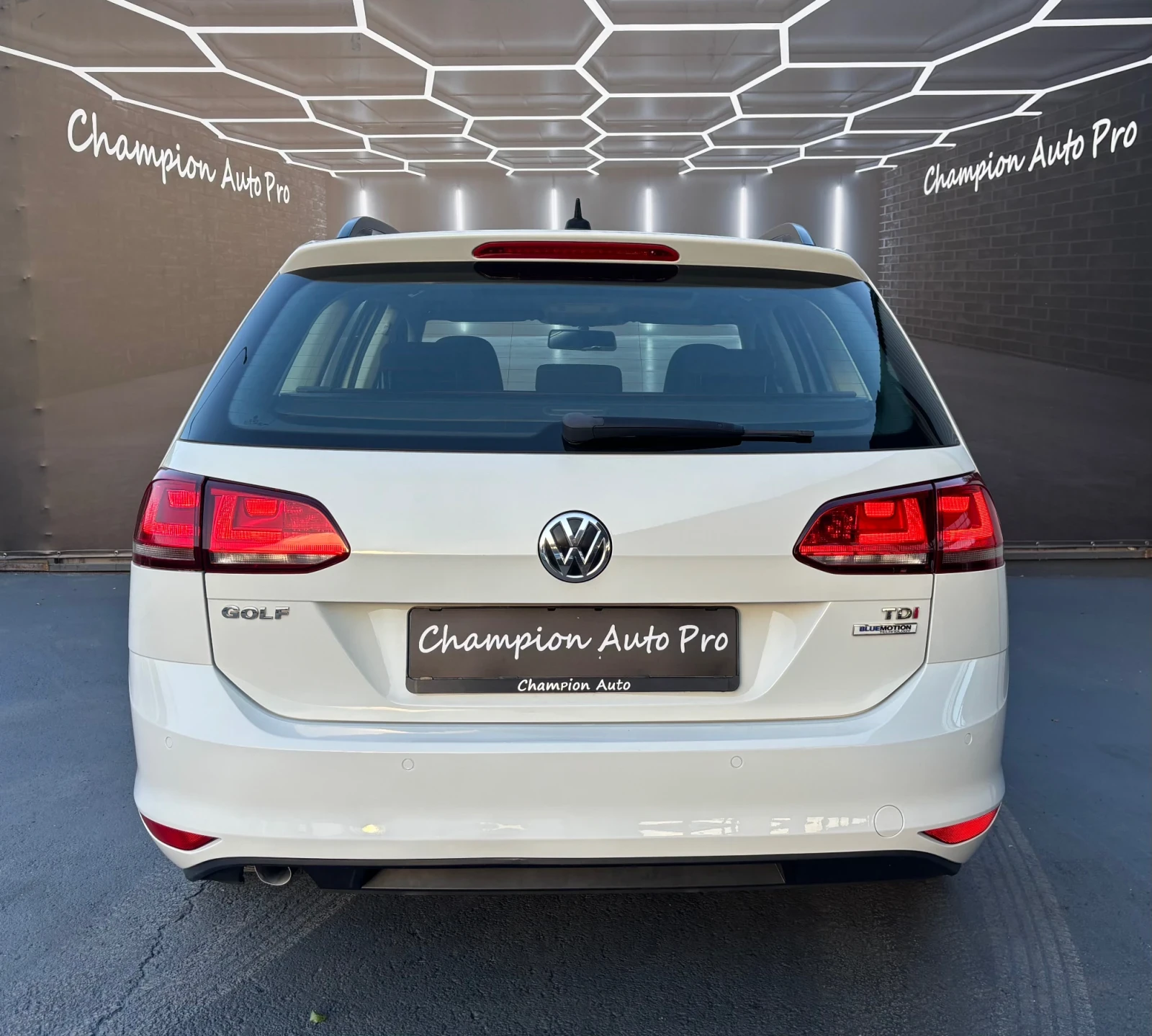 VW Golf 1.6TDI - изображение 5