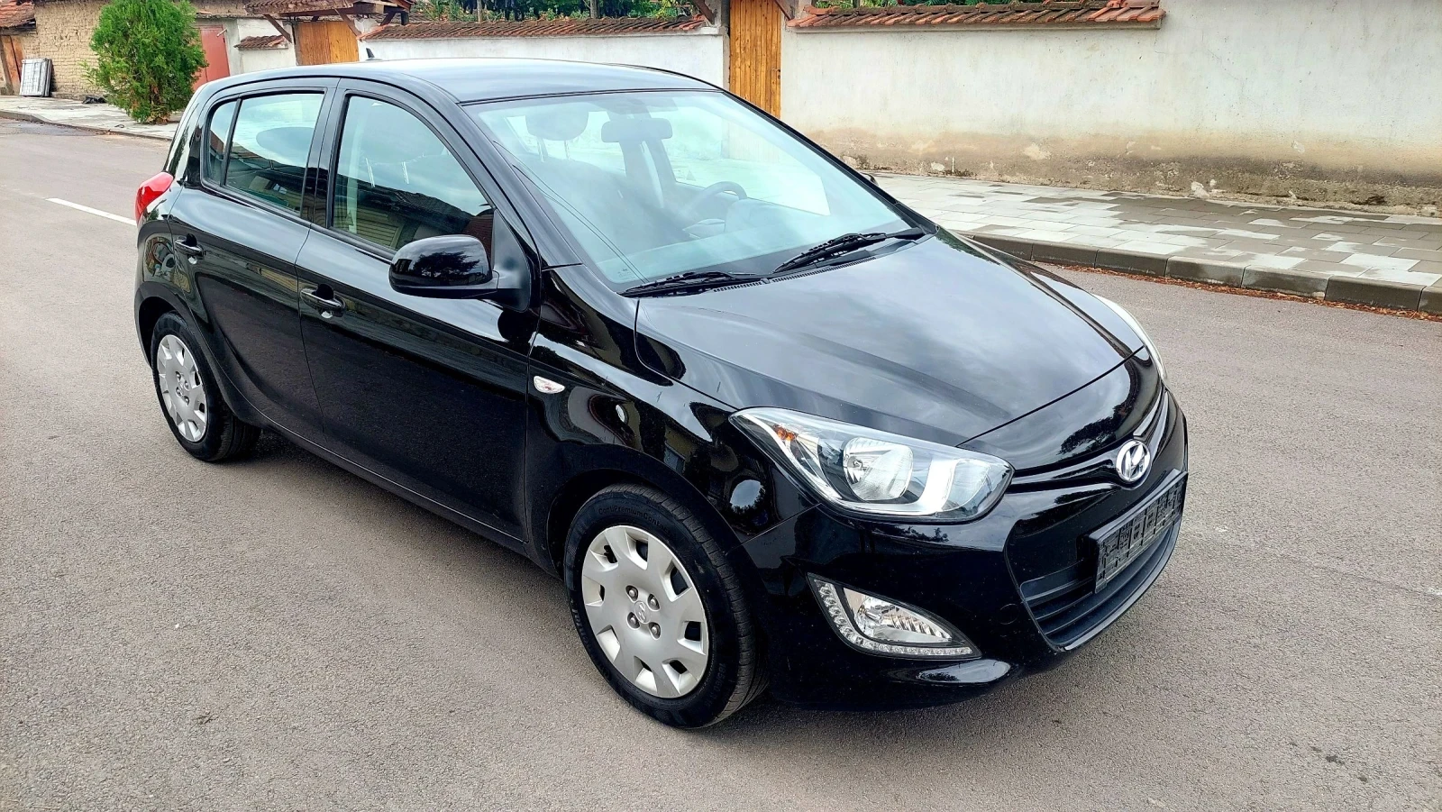 Hyundai I20 1.4CRDI FACELIFT - изображение 7