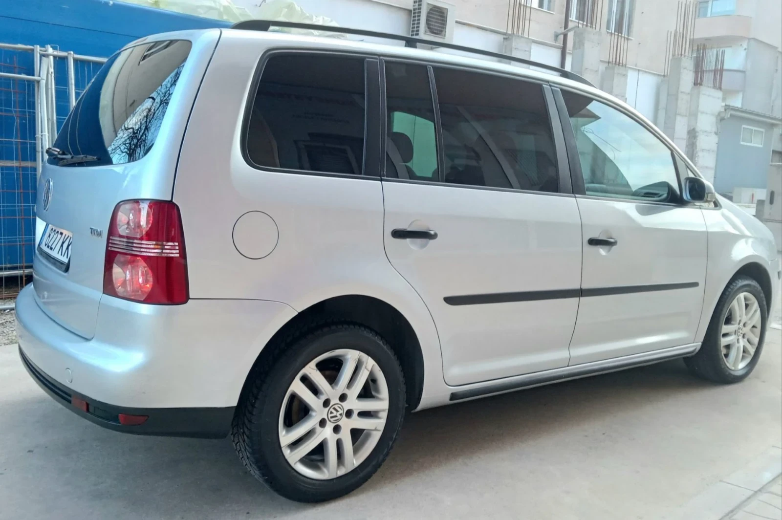 VW Touran 1.9 TDI 90 кс. - изображение 4