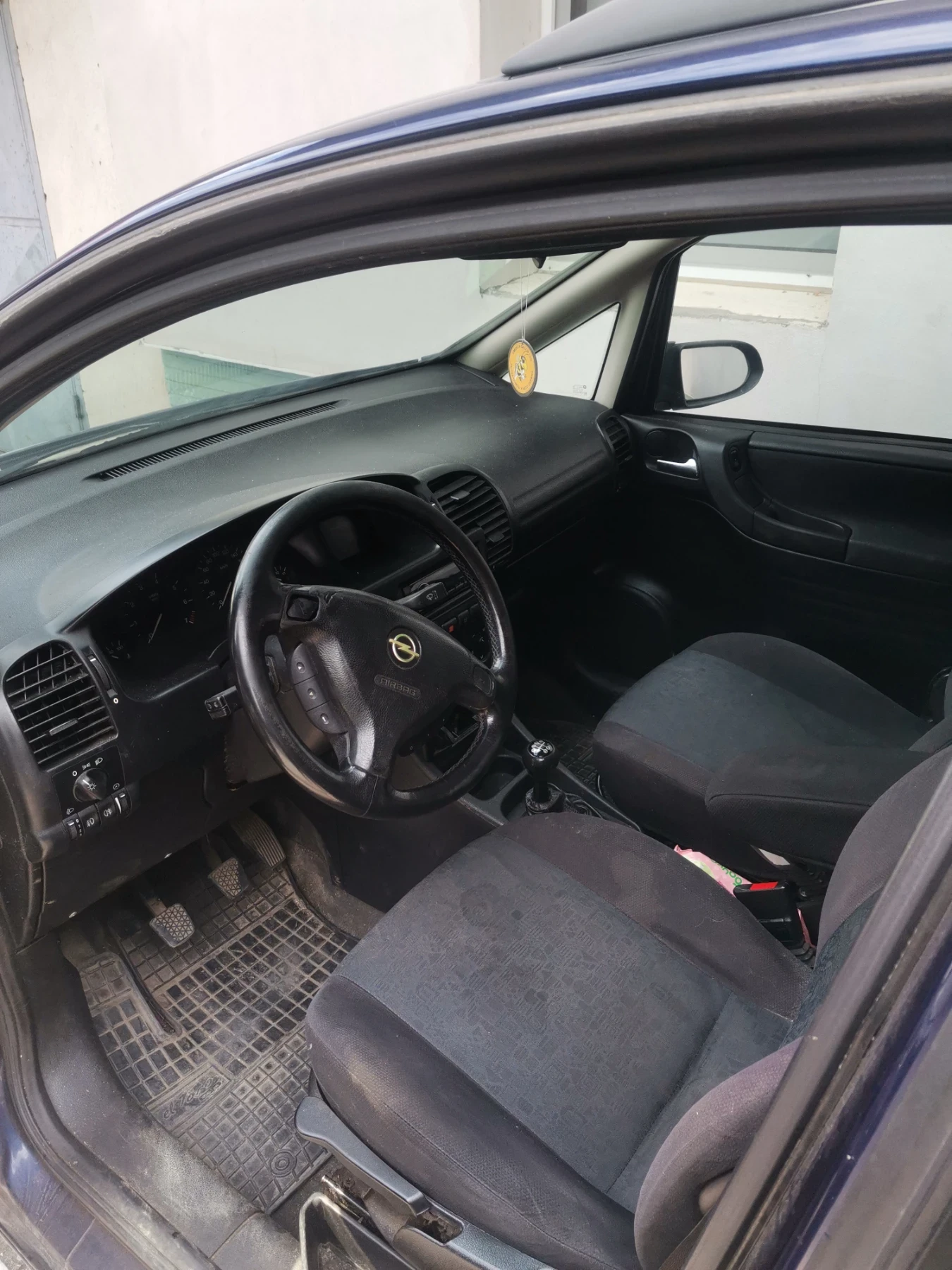 Opel Zafira  - изображение 4