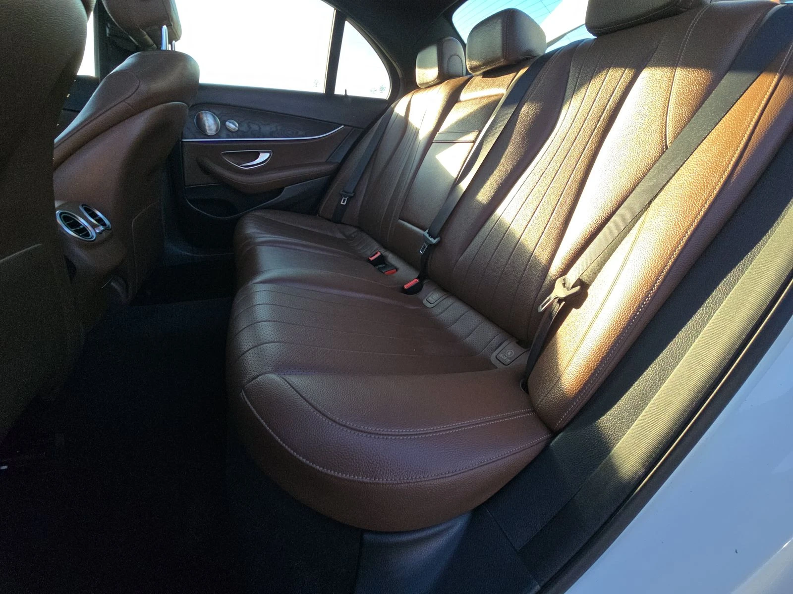 Mercedes-Benz E 300 4MATIC | Mobile.bg   12