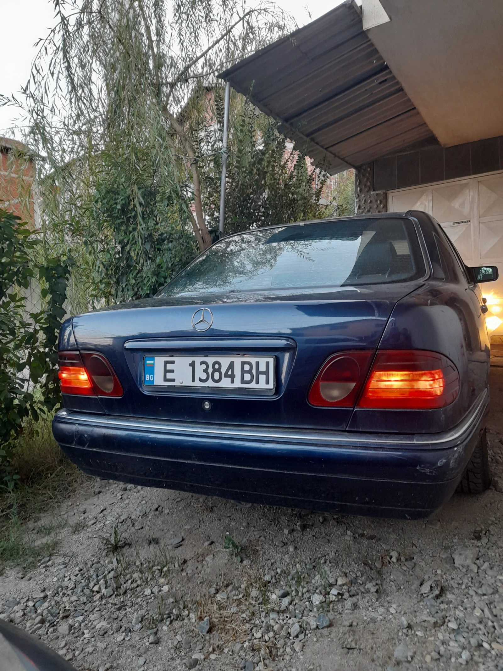 Mercedes-Benz E 200  136�.�. 2000���., ������ | Mobile.bg � ����������� 3