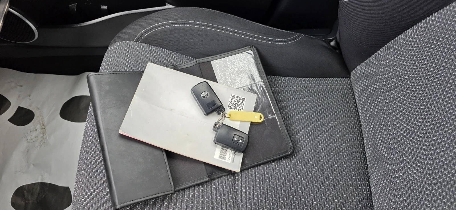 Toyota Yaris 1.5 Hybrid-Navi-Camera-100hp | Mobile.bg � ����������� 17