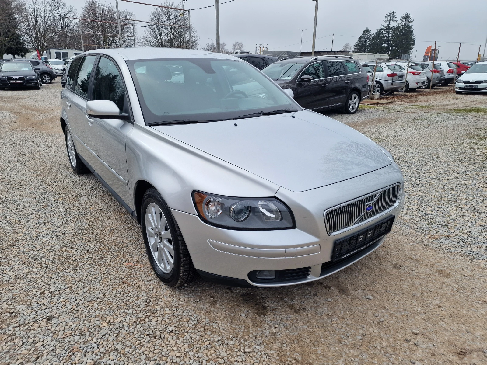 Volvo V50 2.4i-170k.s-NAVI | Mobile.bg � ����������� 3