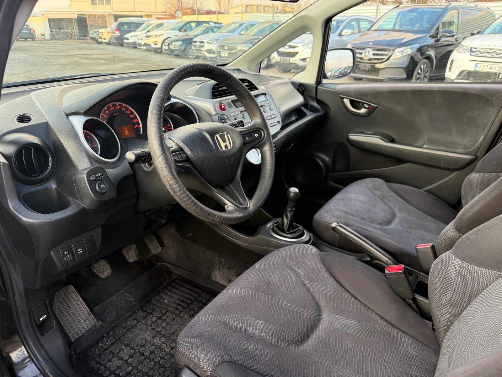 Honda Jazz 1.4Benzin - изображение 8