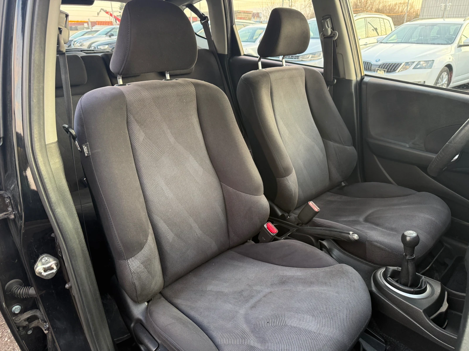 Honda Jazz 1.4Benzin - изображение 10